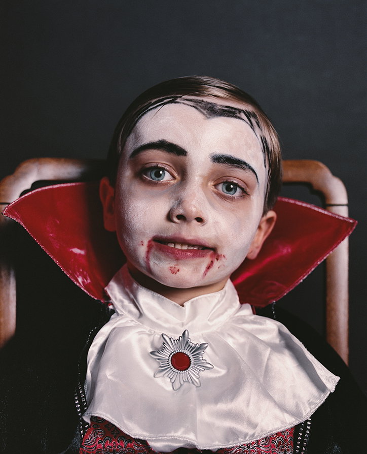 HollieFernando-Halloween-Photography-itsnicethat-01.jpg