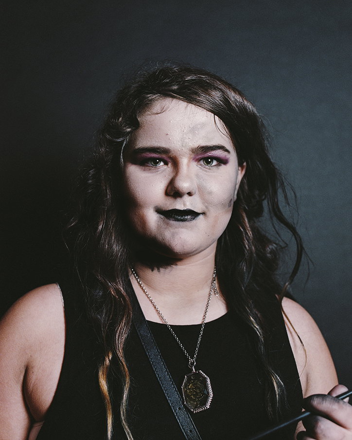 HollieFernando-Halloween-Photography-itsnicethat-02.jpg