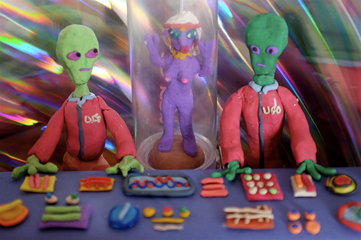 KateScott-WeTwoBoysTogetherClinging-Animation-itsnicethat-15.png