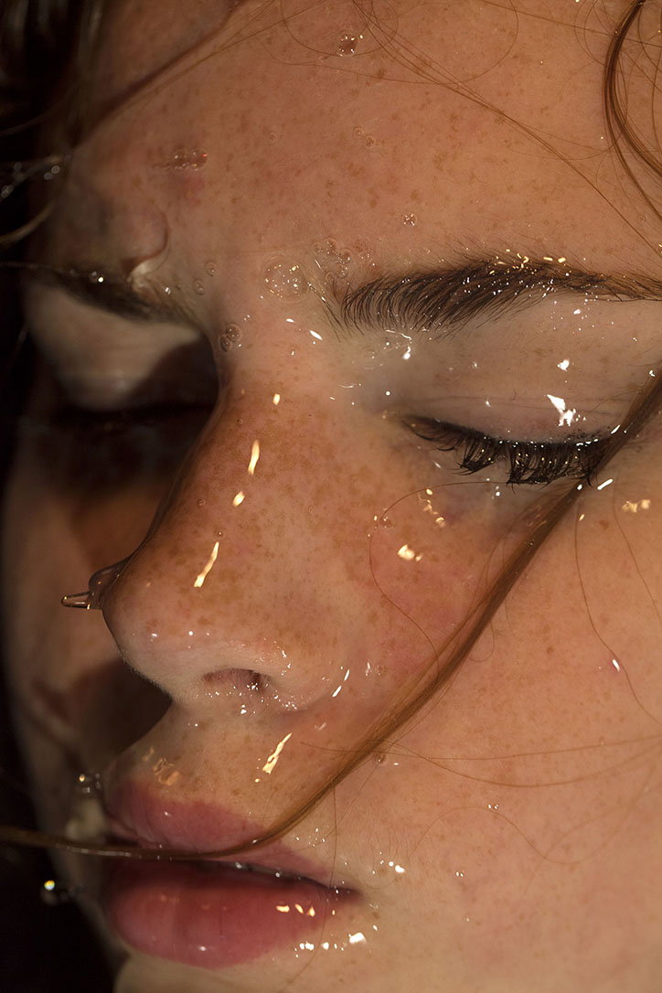 CalypsoMahieu-LeCabaretDuneant-Photography-itsnicethat-06.jpg