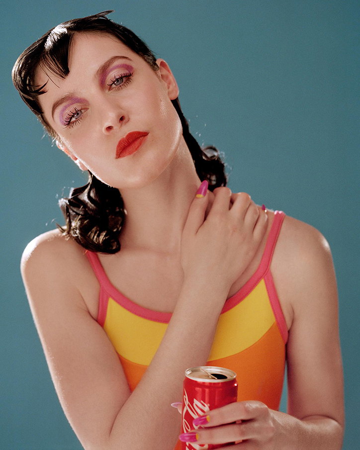 CalypsoMahieu-Promenade-LaPiscine-itsnicethat-03.jpg