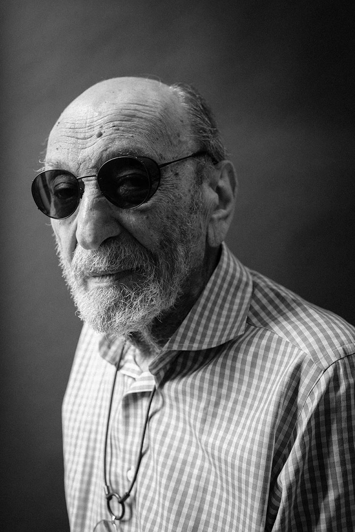 milton-glaser-sunglasses-classic-specs-foldo-boldo-product-design-itsnicethat-9.jpg