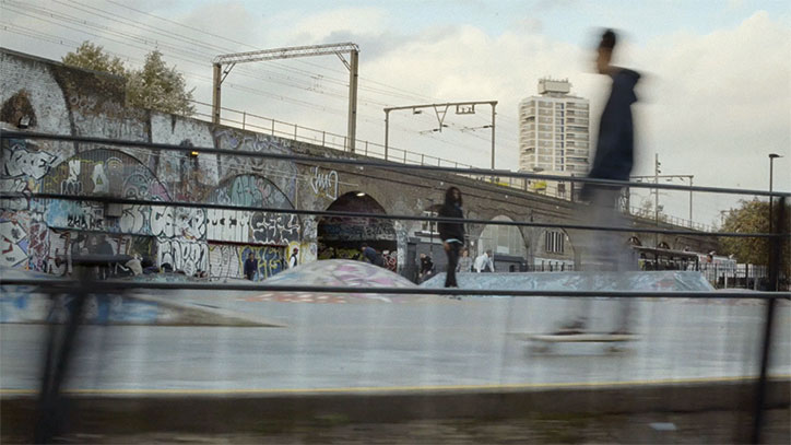 london-needs-you-alive-amv-bbdo-anti-knife-campaign-london-advertising-itsnicethat.jpg
