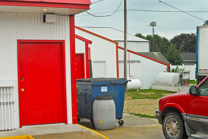 Dennis-Church-Americolor-photography-itsnicethat-10.png