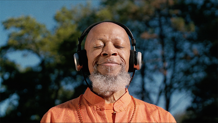 Laraaji-Film-JakeandOliver-itsnicethat-01.png