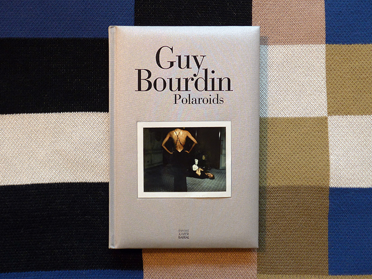Natasha-Jen-GuyBourdin-bookshelf-itsnicethat.png