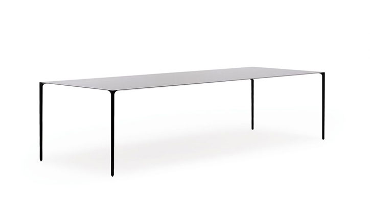 surface-table-terence-woodgate-john-barnard-established-and-sons-dyslexic-design-itsnicethat.jpg