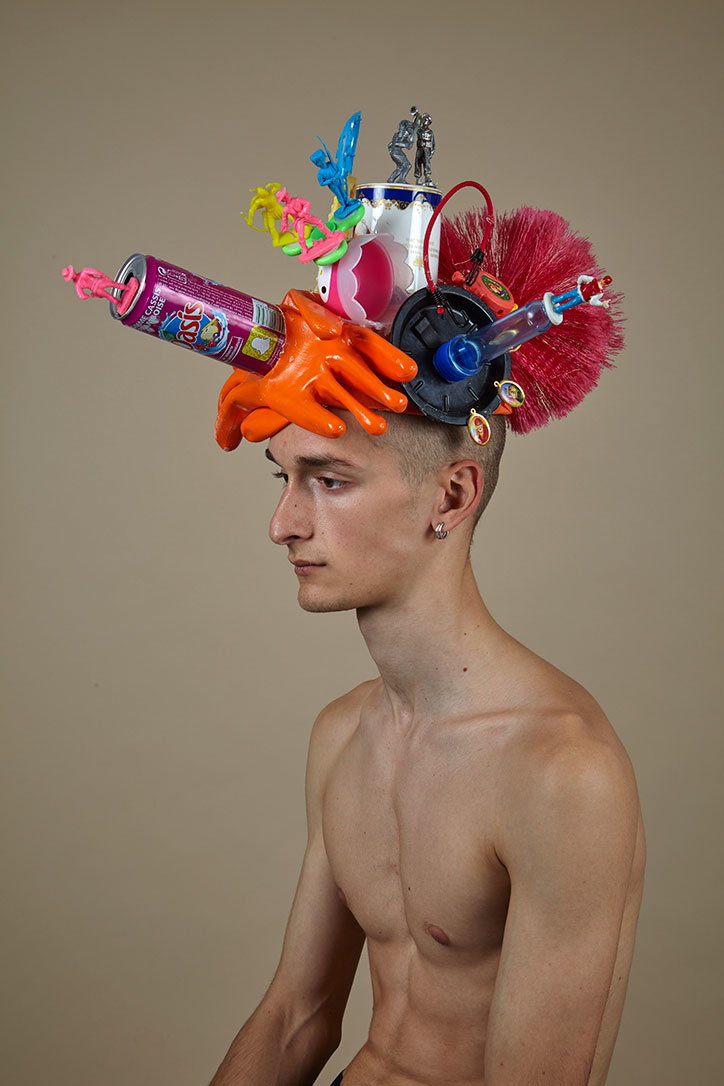 brainstorm-i'm-fine-mental-health-exhibition-itsnicethat-Juliette-Cottu.jpg