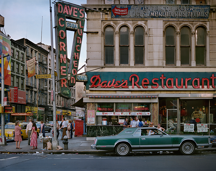 Wayne-Sorce-Dave's-Restaurant_-New-York_-1984-itsnicethat-6.png