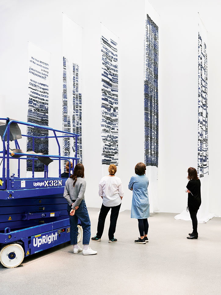 Hella-Jongerius-photography-itsnicethat-Disegno_NeueSammlung_Munich_095b.jpg