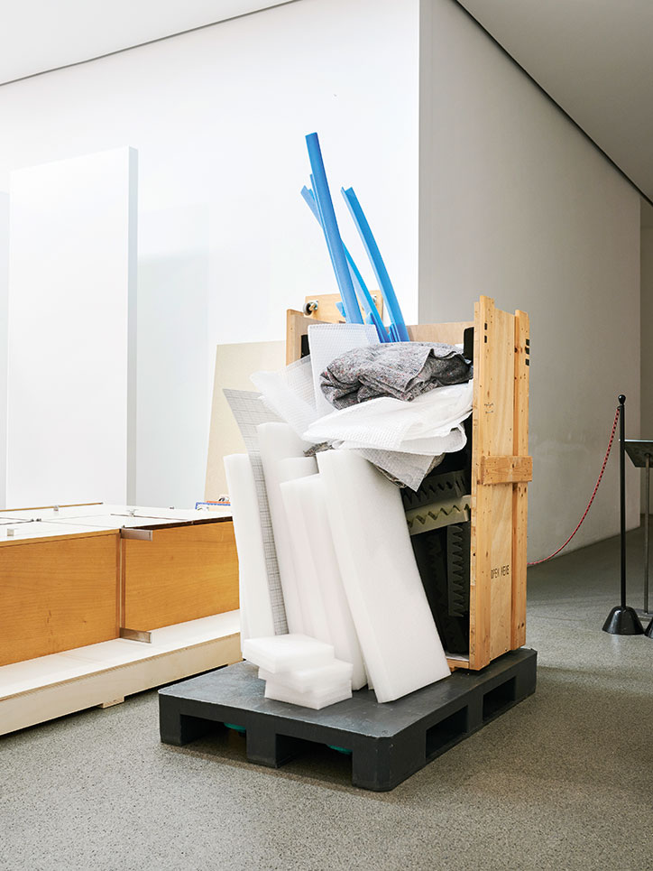 Hella-Jongerius-photography-itsnicethat-Disegno_NeueSammlung_Munich_018b.jpg