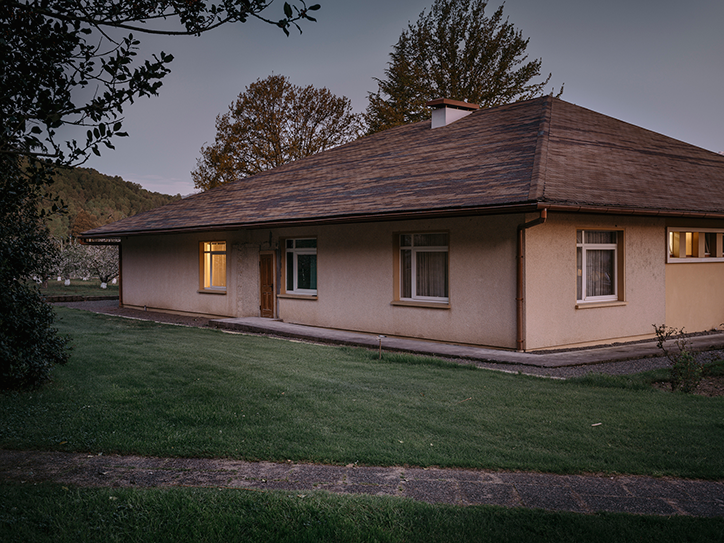 Jann-Hofer-Wet-Cement-photography-itsnicethat-23.png