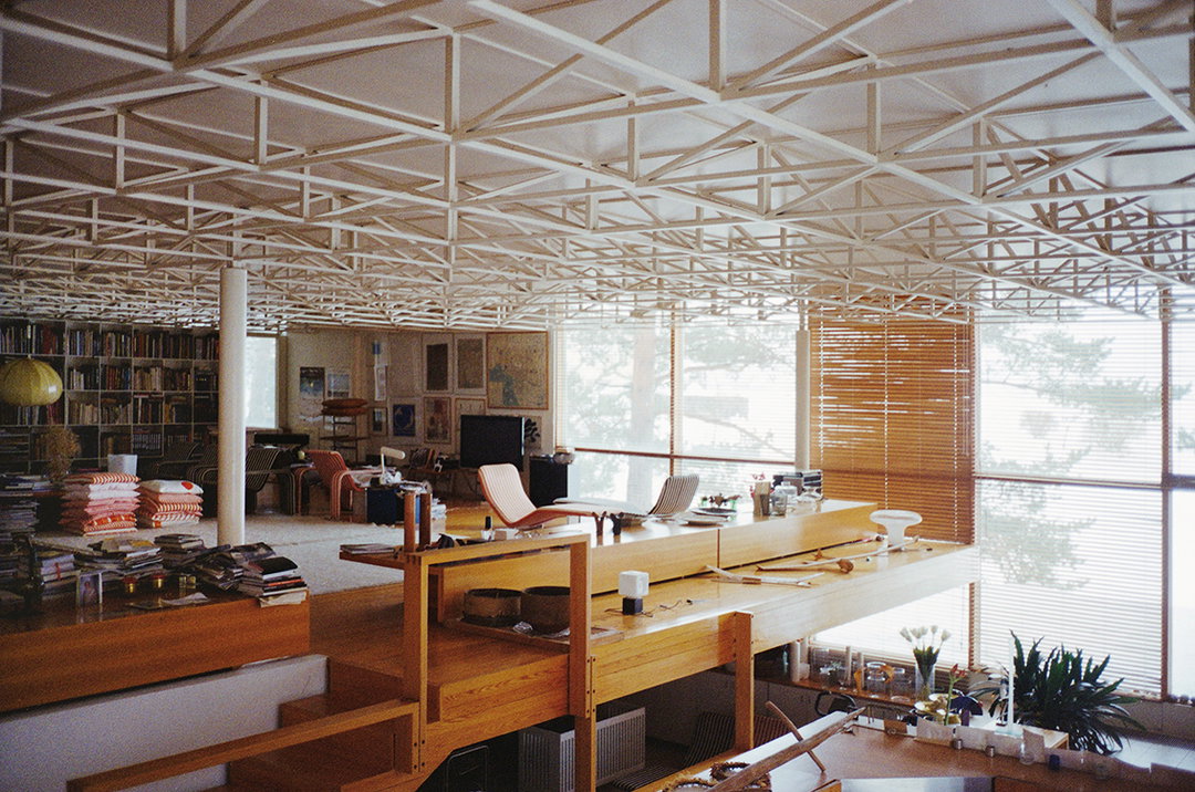Apartamento-Issue7-VuokkoNurmesniemi-Kaarle_Hurtig-Publication-itsnicethat-.jpg