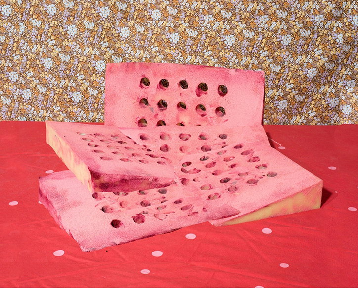 Nico_Krijno-setdesign-itsnicethat-06.jpg