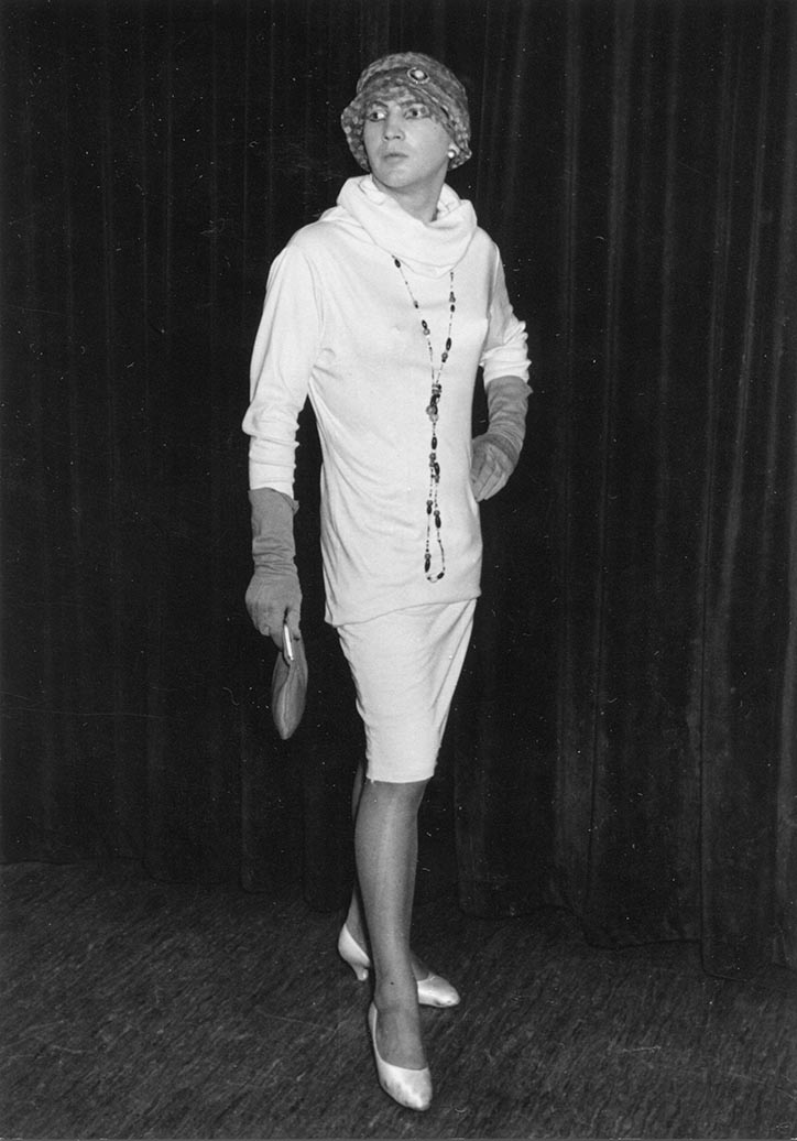 VeronikaMinder-ArtDecor-ItsNiceThat-BobGayBall1956pg.jpg