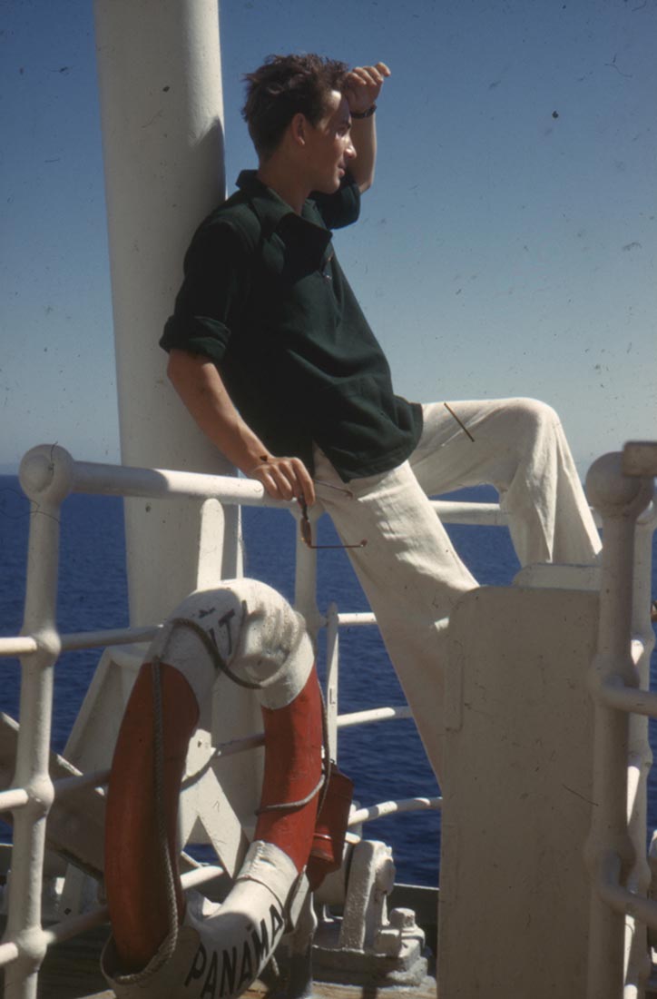 VeronikaMinder-ArtDecor-ItsNiceThat-BobCruiseShip1959.jpg