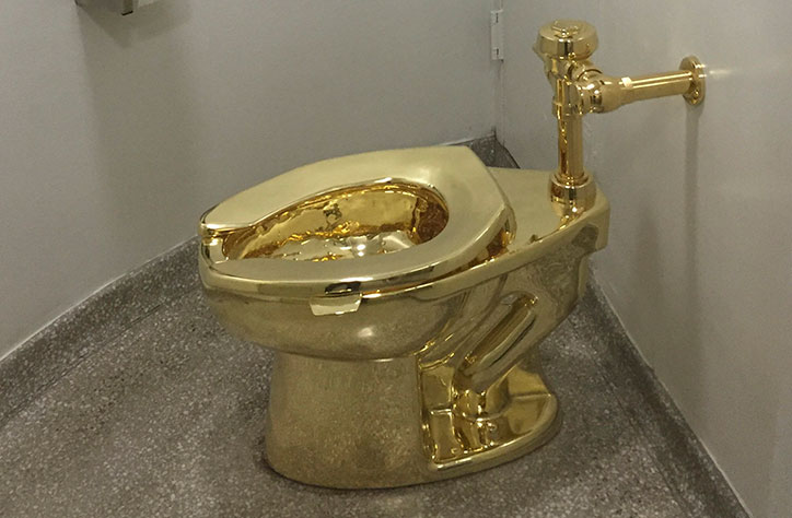 maurizio-cattelan-america-gold-toilet-art-itsnicethat.jpg