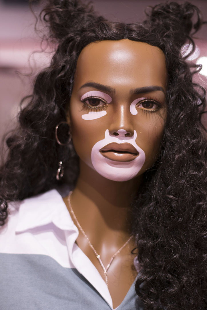 Missguided-BodyPositiveMannequins-Fashion-ItsNiceThat-7.jpg