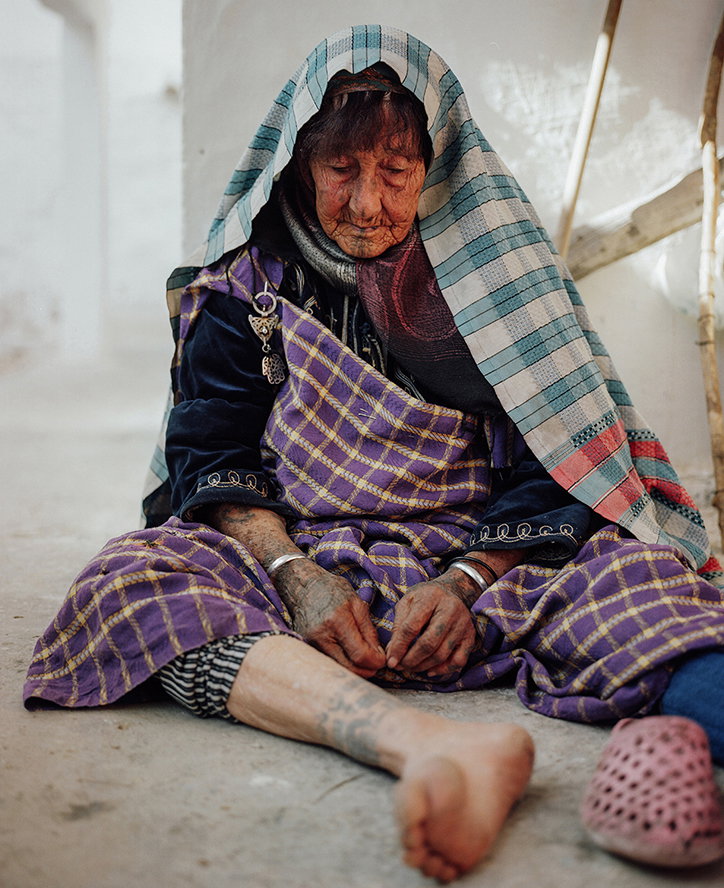 YumnaAlArashi-Face-Photography-ItsNiceThat-12.jpg