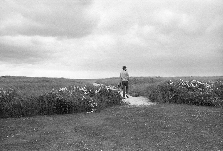 Mark-Shaw_Kennedys_Proud-Galleries_photography_itsnicethat_JFK-on-the-dunes-near-Hyannis-Port_-1959.jpg