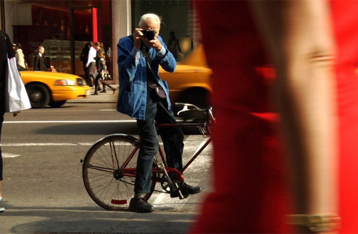 BillCunningham-FashionClimbing-ItsNiceThat-Fashion-1.jpg