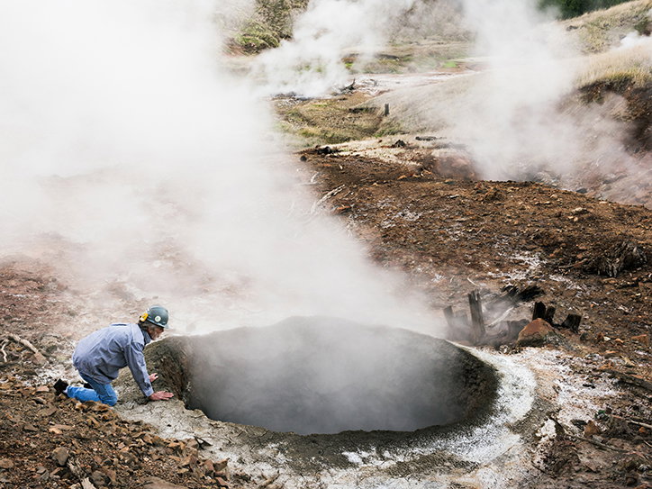 lucas-foglia-photography-itsnicethat-12.jpg