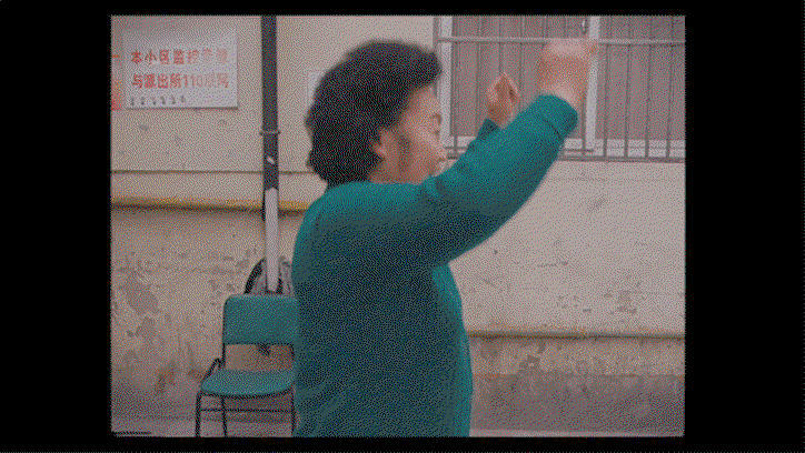 JoshKing-Khruangbin-EvanFinsTheThirdRoom-Film-ItsNiceThat-3.gif