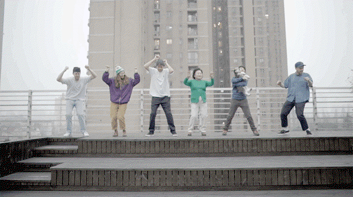 JoshKing-Khruangbin-EvanFinsTheThirdRoom-Film-ItsNiceThat-6.gif
