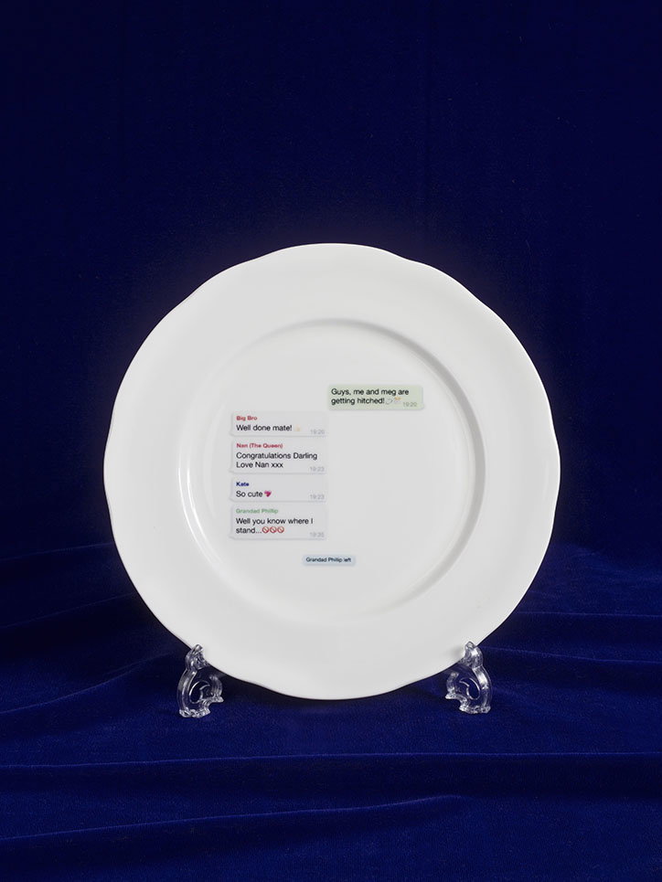KesselsKramer-MaketheRoyalgreatagain-Miscellaneous-itsnicethat-06.jpg