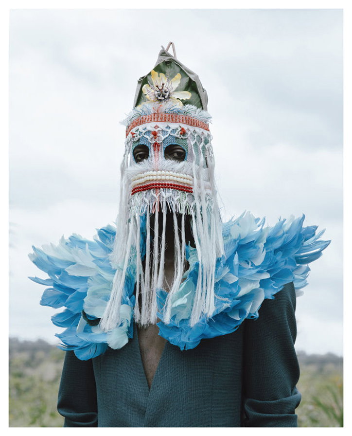 Baloji-PeaudeChagrinBleudeNuit-Film-ItsNiceThat-3.jpg