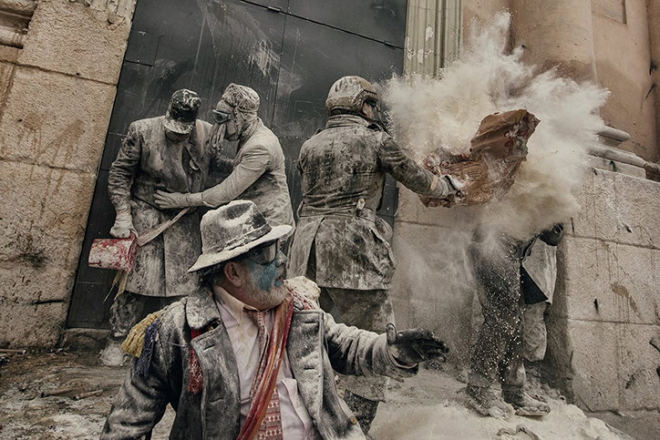 Fredrik_Lerneryd-Slum_Ballet-photography-itsnicethat.jpg