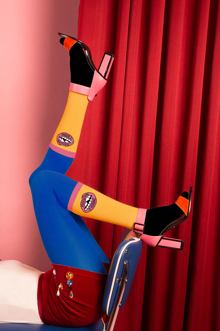 sagmeister-and-walsh-ladies-wine-design-sorry-i-have-no-filter-itsnicethat-13.jpg