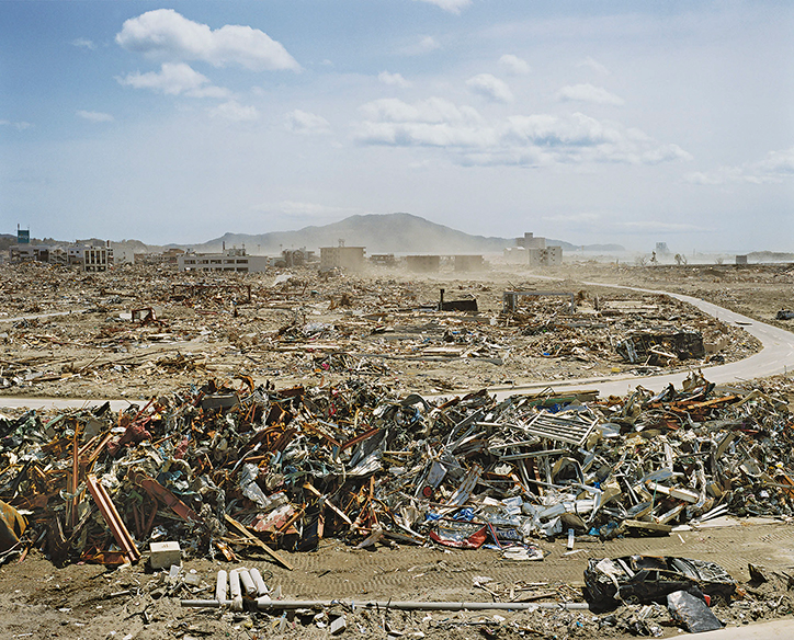NaoyaHatakeyama-ExacativingTheFutureCity-Photography-itsnicethat-01.png