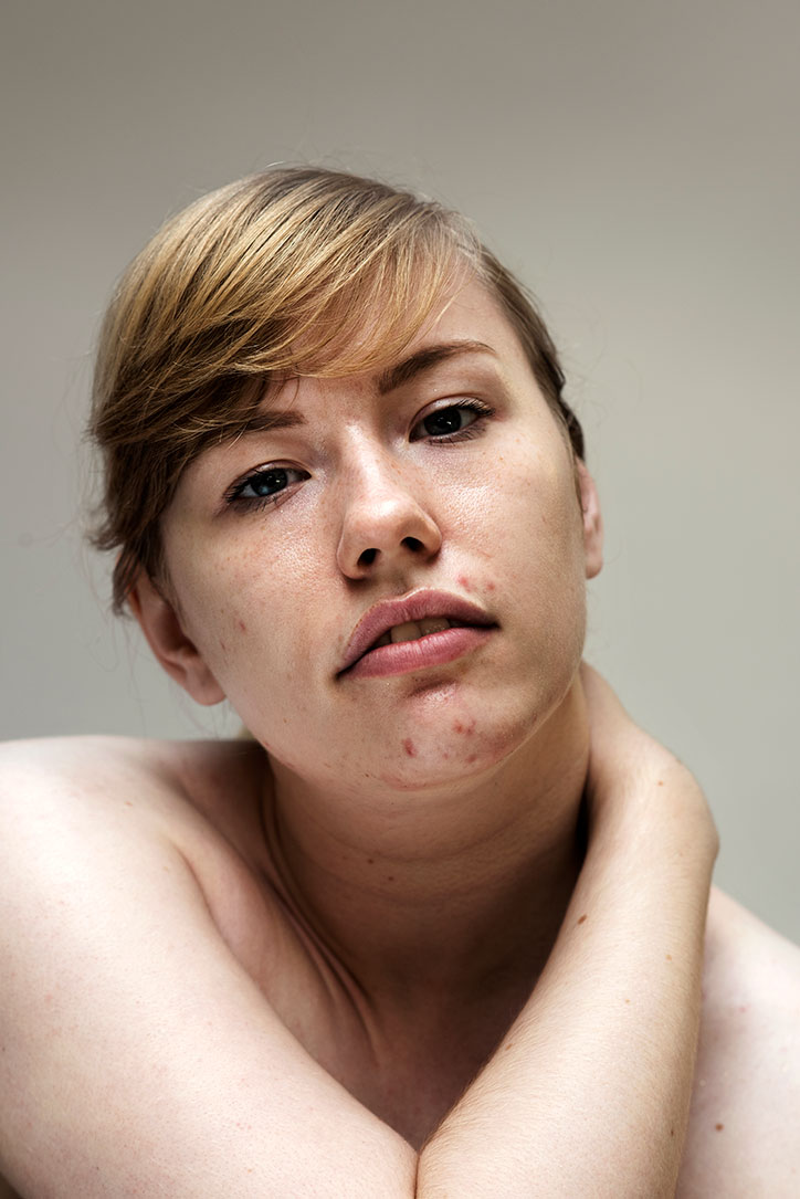 Sophie-Harris-Taylor_Epidermis_photography_itsnicethat_AMY.jpg