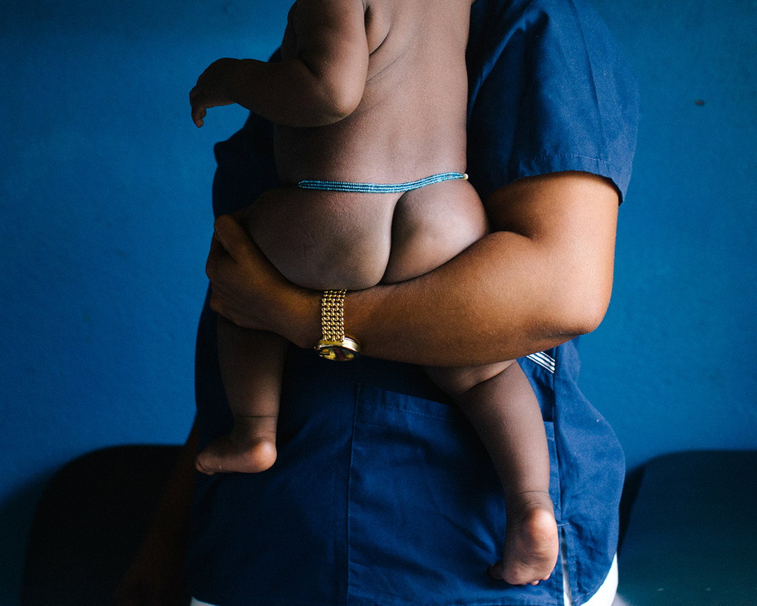ElenaHeatherwick-LiberianMidwives-Photography-itsnicethat-08.jpg