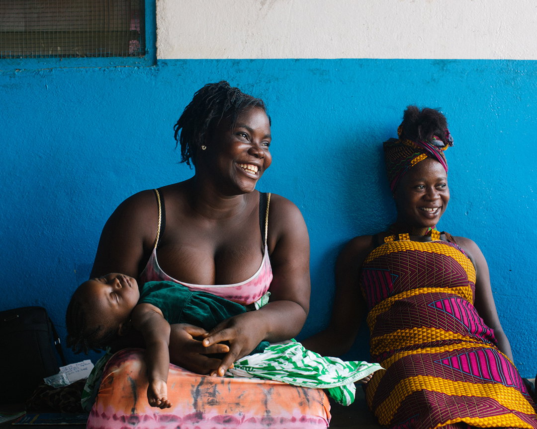 ElenaHeatherwick-LiberianMidwives-Photography-itsnicethat-09.jpg
