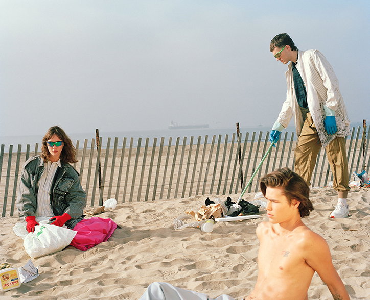 RetoSchmid-CleanItBeach-Photography-ItsNiceThat-1.jpg