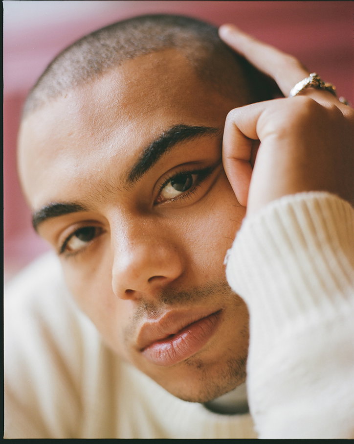 RosieMatheson-Boys-Photography-ItsNiceThat-13.jpg