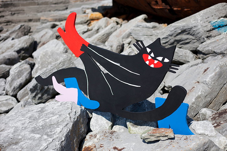 egle-zvirblyte-hens-teeth-drop-everything-art-itsnicethat-3.jpg