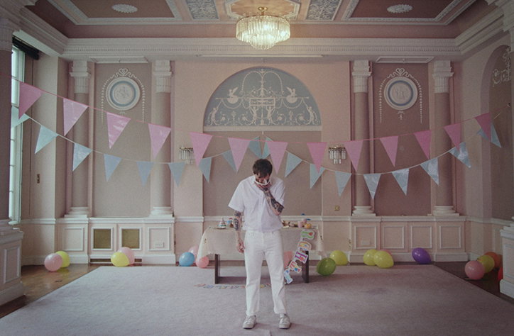 Filmmaker Will Hooper's new video humorously visualises being overwhelmed