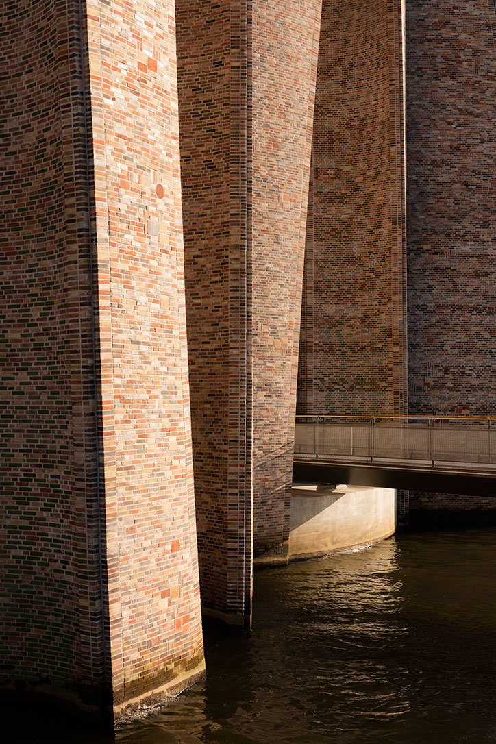 Olafur-Eliasson-building_architecture_itsnicethat_Fjordenhus_121770.jpg