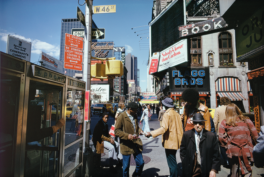 joel_meyerowitz_where_i_find_myself_photography_laurence_king_itsnicethat6.png