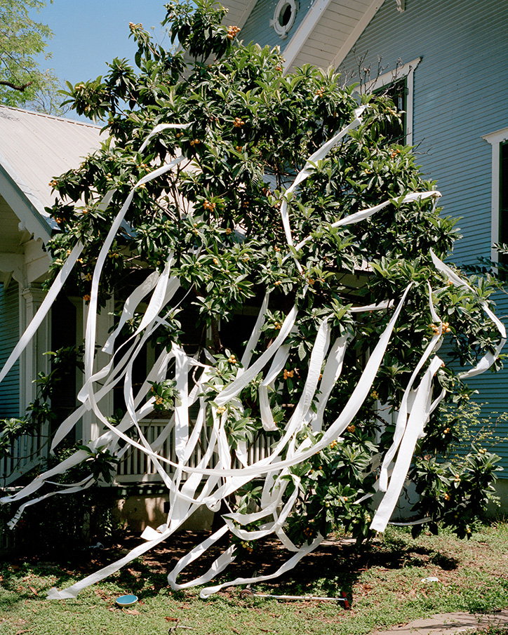 EliDurst-PinnacleRealty-Photography-ItsNiceThat-13.jpg