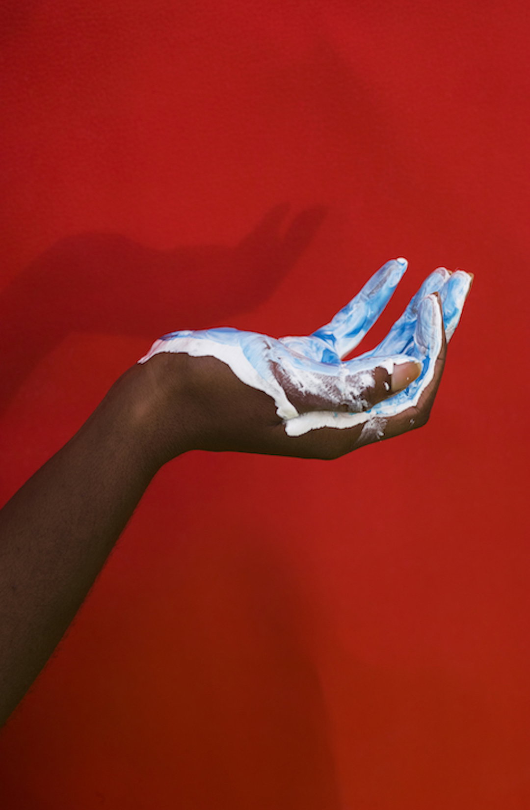 Viviane-Sassen-Hot-Mirror-Photography-itsnicethat-05.jpg