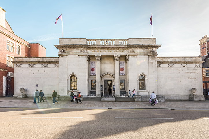 moy-Ferens_Art_Gallery-itsnicethat5.jpg