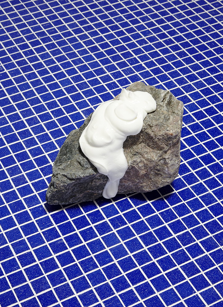catherine-losing-photography-itsnicethat-7.jpg