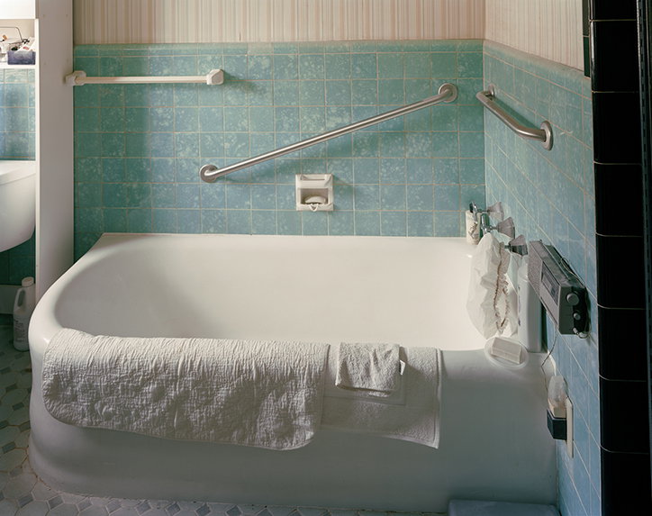 jade-doskow-the-neighbour-i-never-knew-photography-itsnicethat-02.jpg