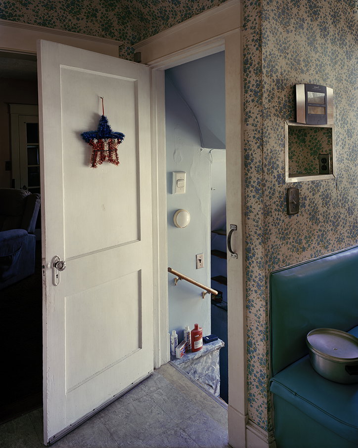 jade-doskow-the-neighbour-i-never-knew-photography-itsnicethat-04.jpg