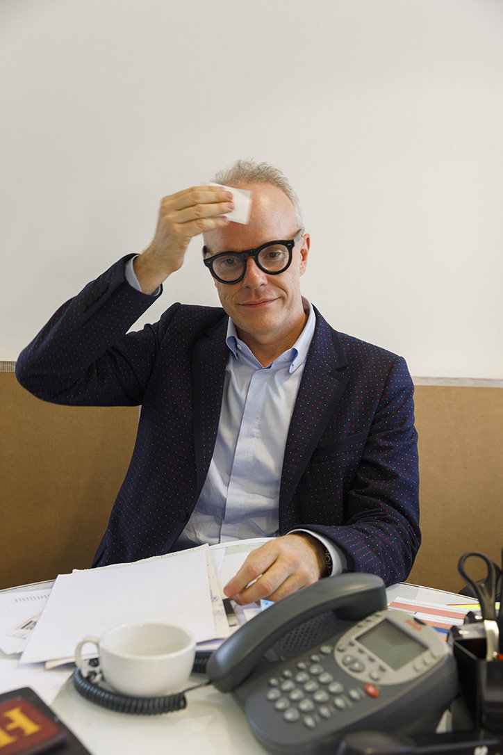 martin-parr-hans-ulrich-obrist-sleek-publication-itsnicethat-03.jpg