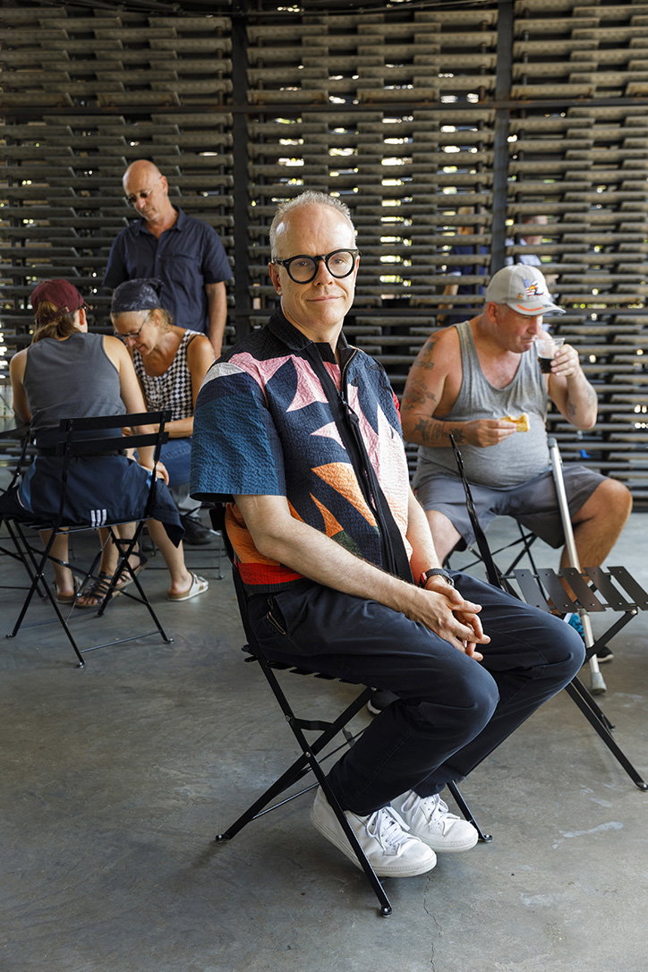 martin-parr-hans-ulrich-obrist-sleek-publication-itsnicethat-04.jpg